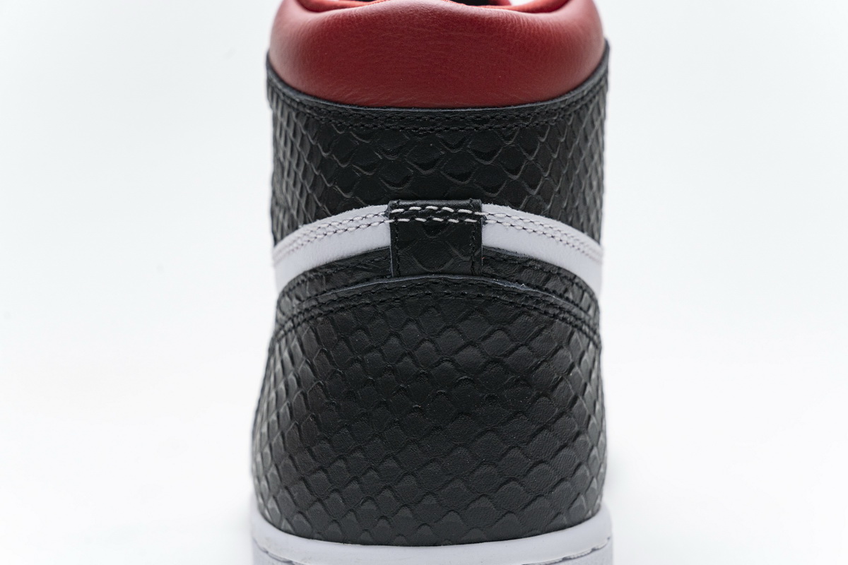 芝加哥蛇纹 PRO版乔丹1代篮球鞋运动鞋CD0461-601 Air Jordan 1 Satin Snakeskin 012.jpg