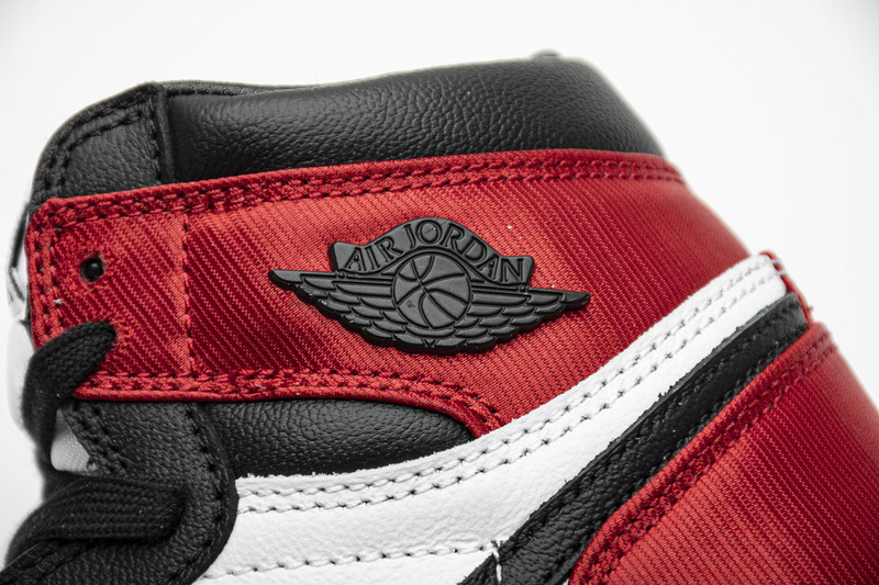 0010-红丝绸 GET版乔丹1代篮球运动鞋 CD0461-016 Air Jordan 1 OG High OG “Satin Black Toe” 022.JPG.jpg